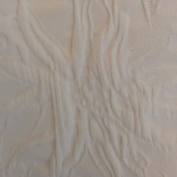 Kasper Ivory White Embossed Pencil Skirt Size 4P - Picture 6 of 7